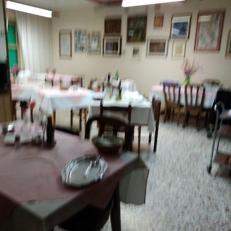 Albergo Villa Canapini Chianciano Terme Buitenkant foto