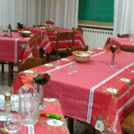 Albergo Villa Canapini Chianciano Terme Buitenkant foto