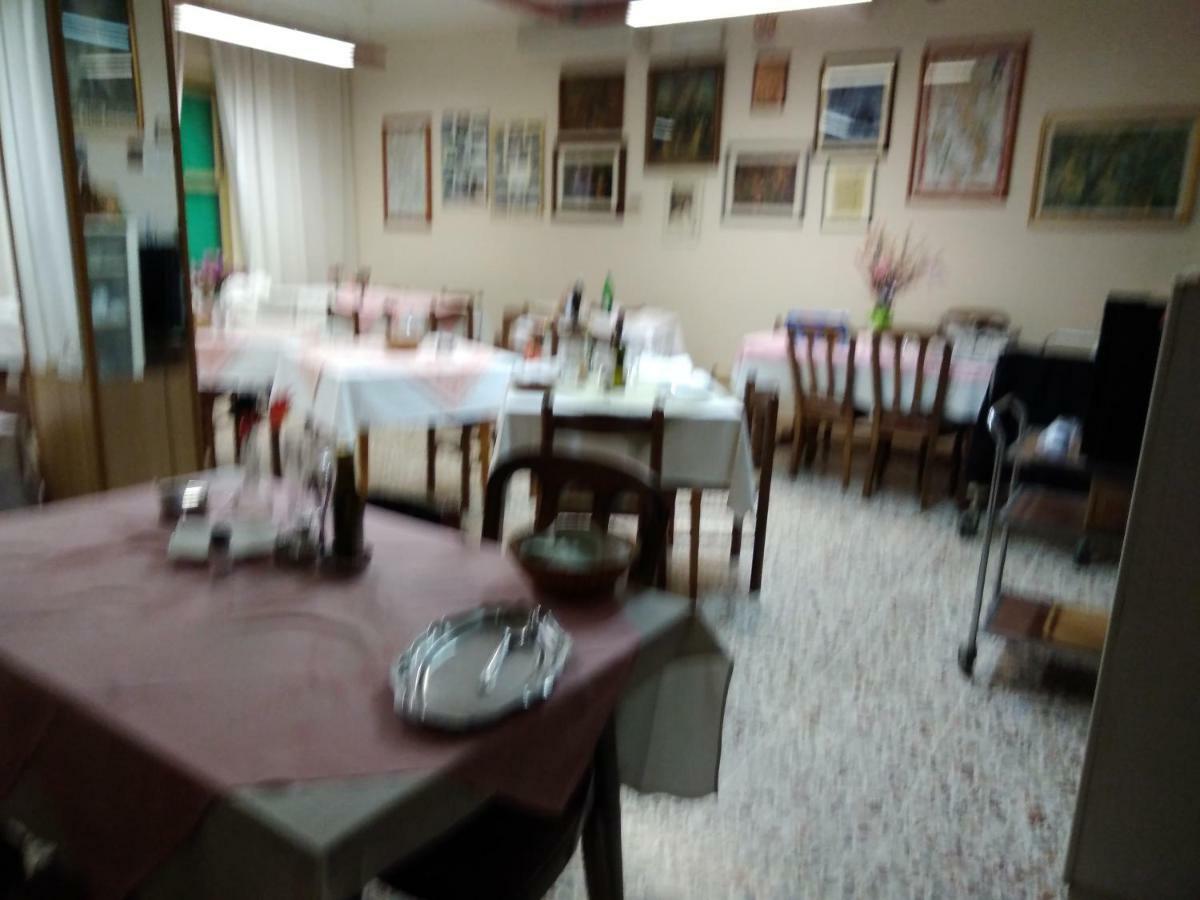 Albergo Villa Canapini Chianciano Terme Buitenkant foto