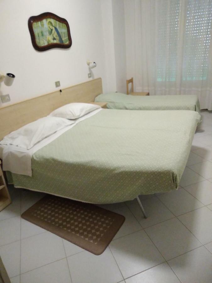 Albergo Villa Canapini Chianciano Terme Buitenkant foto