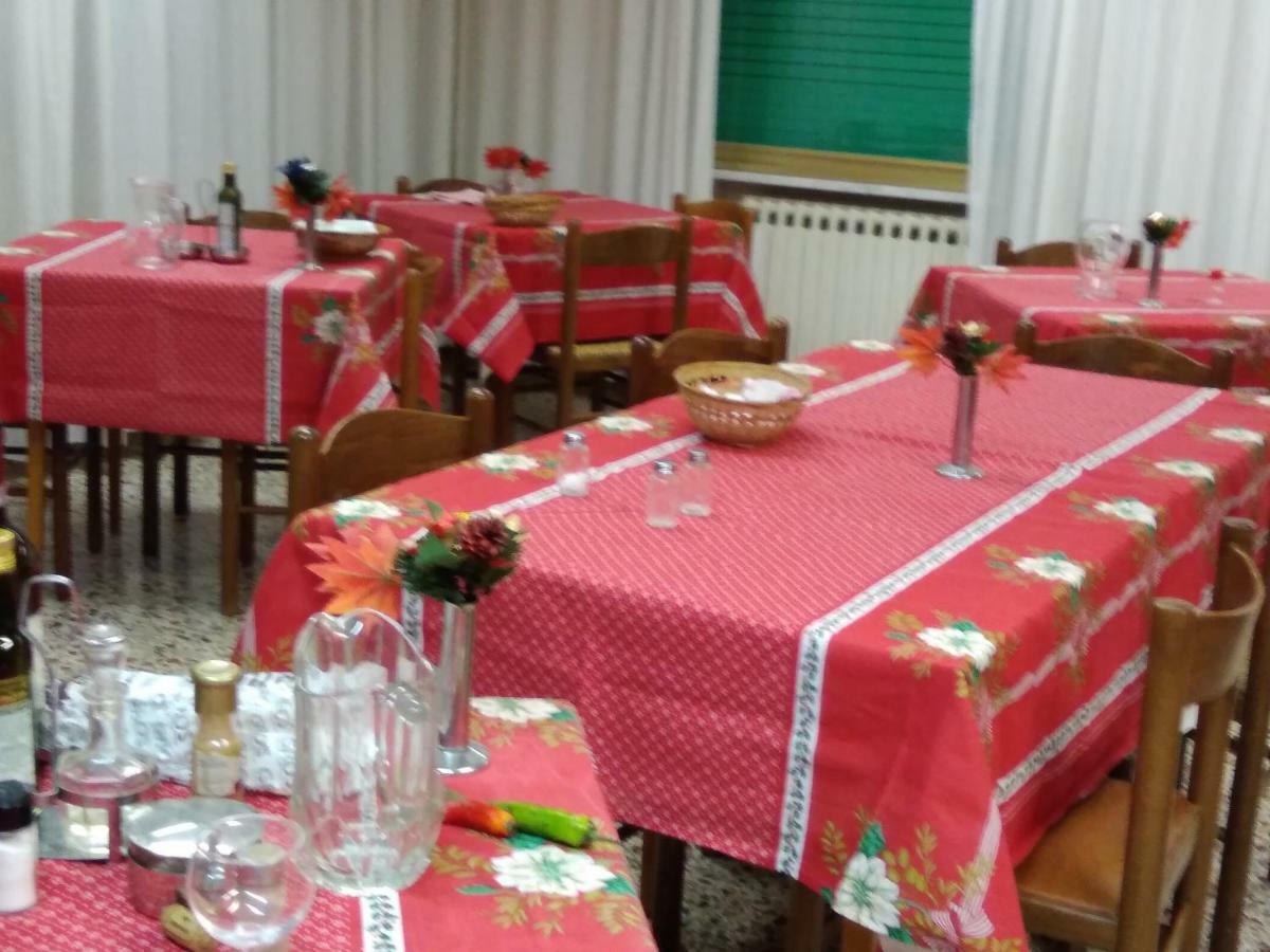 Albergo Villa Canapini Chianciano Terme Buitenkant foto