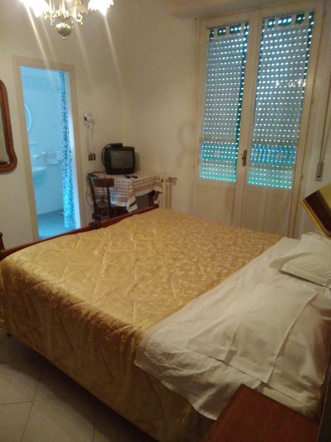 Albergo Villa Canapini Chianciano Terme Buitenkant foto